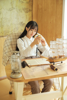 寡妇与大狼
